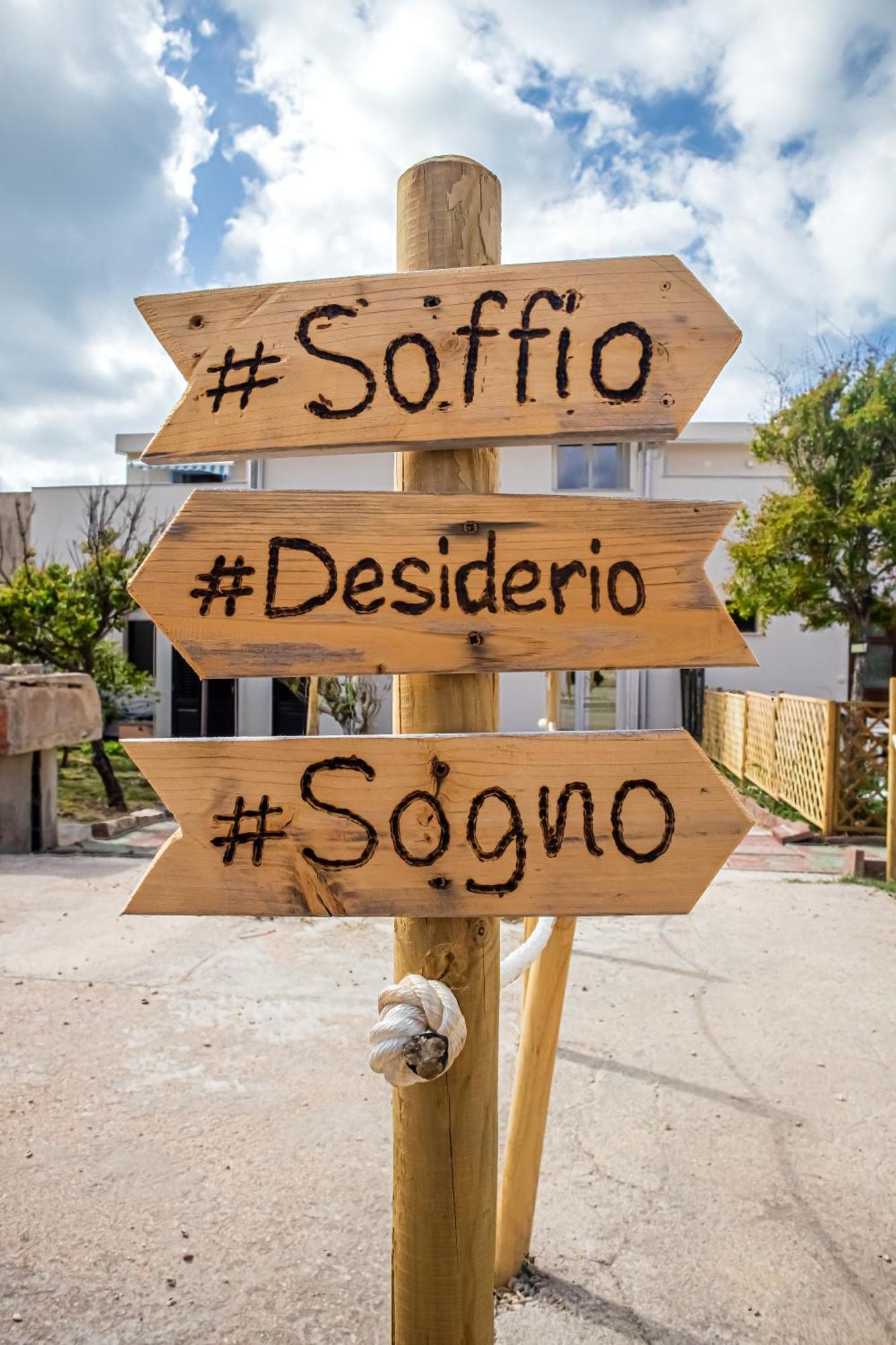 Il Soffione Hotel กัสเตลซาร์โด ภายนอก รูปภาพ